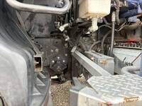 UDトラックスコンドルセルフローダー増トン（6t・8t）[写真13]