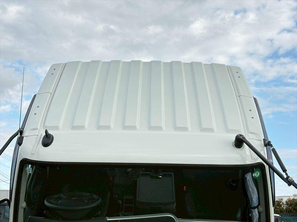 三菱ふそうファイター平ボディ中型（4t）[写真18]