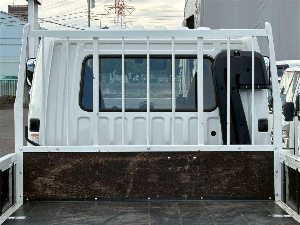 三菱ふそうファイター平ボディ中型（4t）[写真07]