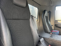 三菱ふそうファイタークレーン3段中型（4t）[写真34]