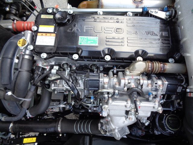 三菱ふそうファイターコンテナ専用車中型（4t）[写真14]