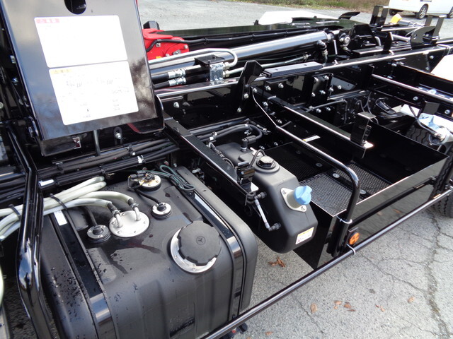 三菱ふそうファイターコンテナ専用車中型（4t）[写真17]