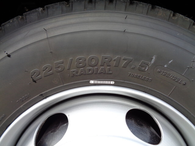 三菱ふそうファイターコンテナ専用車中型（4t）[写真20]