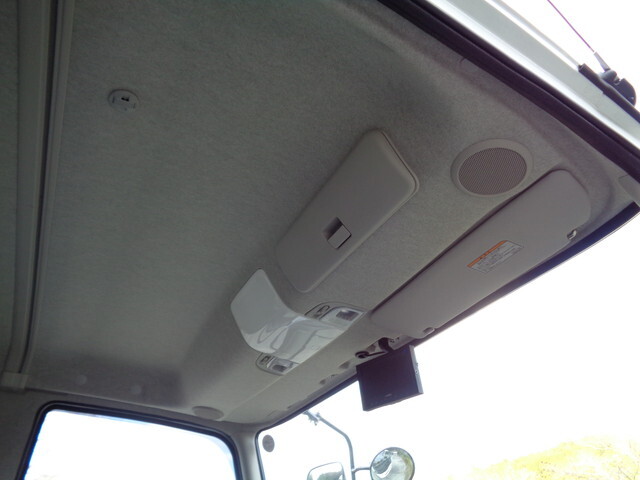 三菱ふそうファイターコンテナ専用車中型（4t）[写真26]