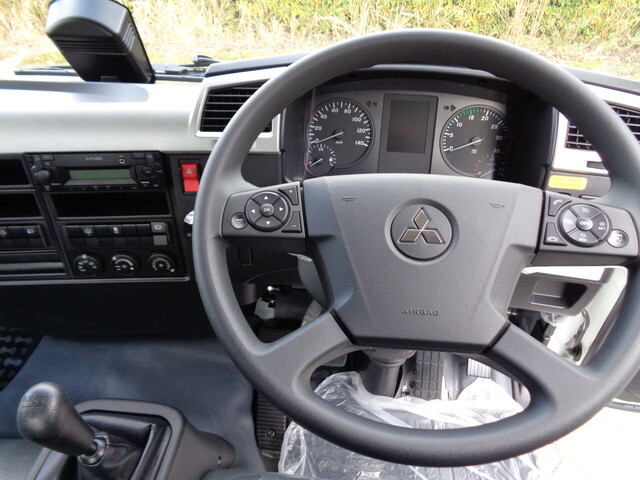 三菱ふそうファイターコンテナ専用車中型（4t）[写真27]