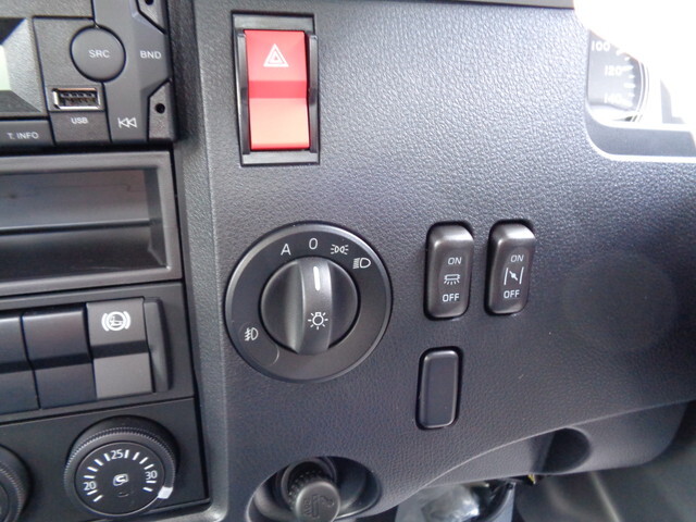 三菱ふそうファイターコンテナ専用車中型（4t）[写真31]