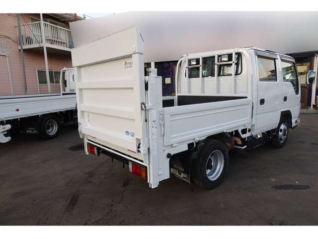 いすゞエルフダブルキャブ（Wキャブ）小型（2t・3t）[写真02]