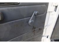 いすゞエルフダブルキャブ（Wキャブ）小型（2t・3t）[写真35]