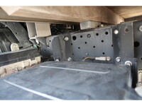 いすゞエルフ平ボディ小型（2t・3t）[写真18]