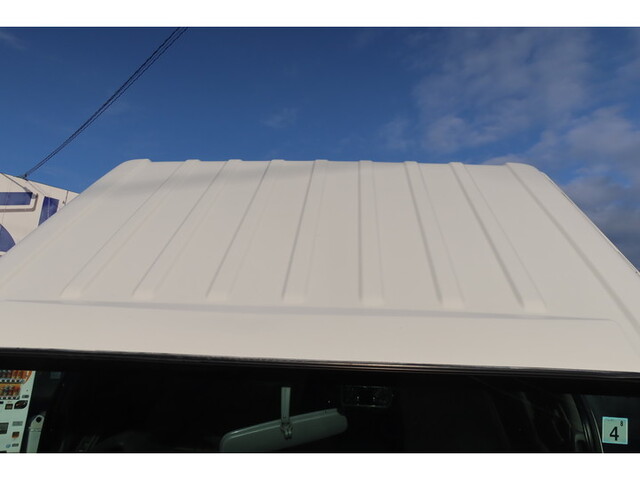 いすゞエルフ平ボディ小型（2t・3t）[写真22]