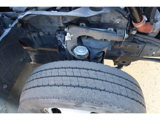 いすゞエルフ平ボディ小型（2t・3t）[写真23]