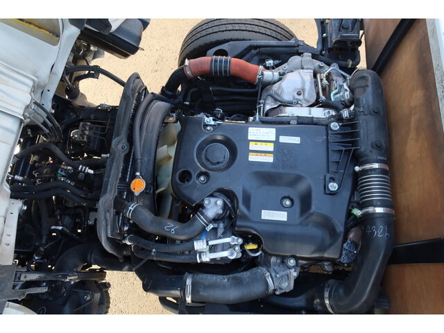 いすゞエルフ平ボディ小型（2t・3t）[写真24]