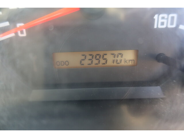 いすゞエルフ平ボディ小型（2t・3t）[写真33]