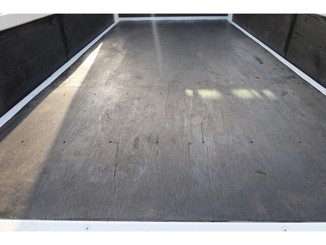 いすゞエルフ平ボディ小型（2t・3t）[写真08]