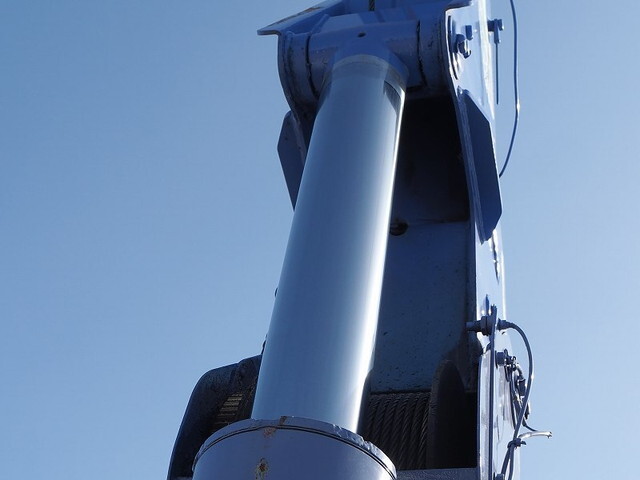 日野レンジャーセルフクレーン4段増トン（6t・8t）[写真14]