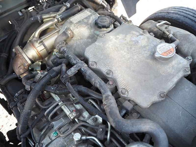 日野レンジャーセルフクレーン4段増トン（6t・8t）[写真32]