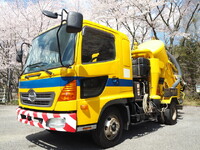 日野レンジャー汚泥吸引車中型（4t）