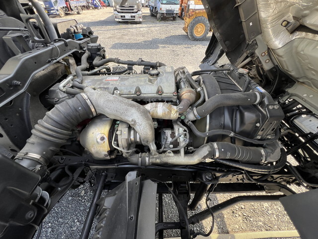 日野レンジャー汚泥吸引車中型（4t）[写真24]