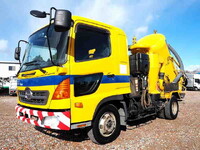 日野レンジャー汚泥吸引車中型（4t）[写真04]