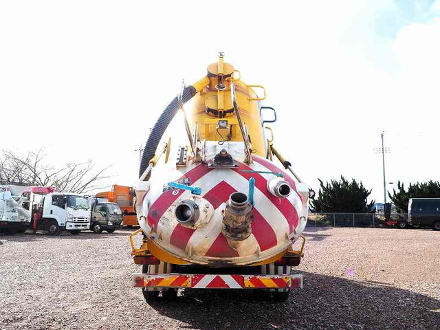 日野レンジャー汚泥吸引車中型（4t）[写真06]