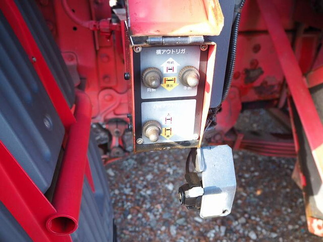 日野プロフィアセルフクレーン3段大型（10t）[写真20]