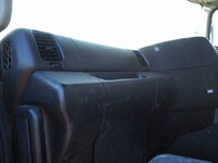 日野プロフィアセルフクレーン3段大型（10t）[写真38]