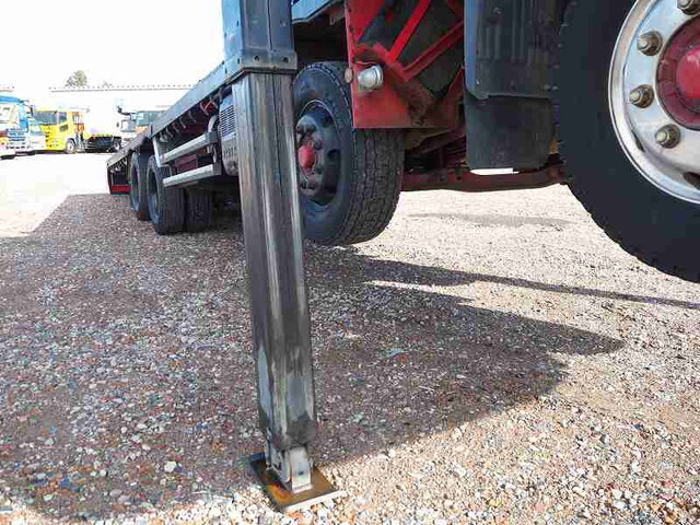 日野プロフィアセルフクレーン3段大型（10t）[写真08]