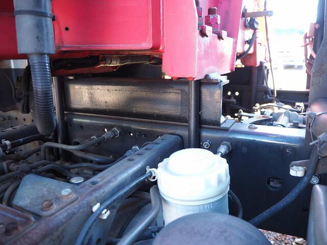 いすゞフォワードクレーン4段増トン（6t・8t）[写真24]