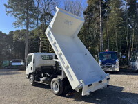 いすゞエルフローダーダンプ小型（2t・3t）[写真21]