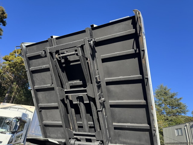 いすゞエルフローダーダンプ小型（2t・3t）[写真23]