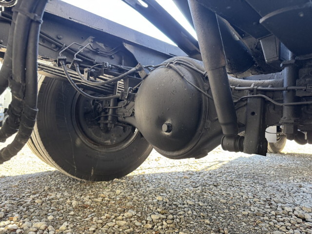 いすゞエルフローダーダンプ小型（2t・3t）[写真32]