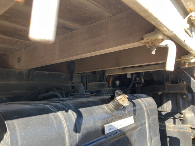 日野デュトロ平ボディ小型（2t・3t）[写真21]