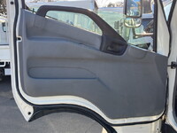 日野デュトロ平ボディ小型（2t・3t）[写真27]