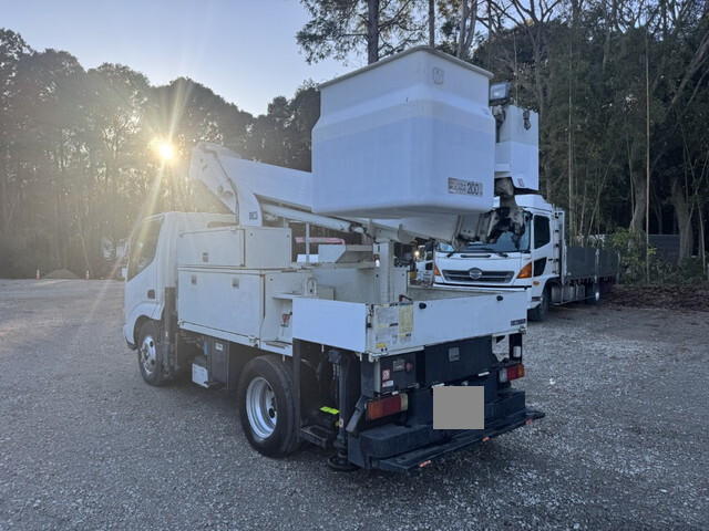 日野デュトロ高所作業車小型（2t・3t）[写真04]