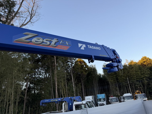 三菱ふそうファイターセルフクレーン4段増トン（6t・8t）[写真13]