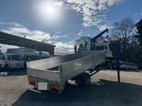 三菱ふそうファイターセルフクレーン4段増トン（6t・8t）[写真02]