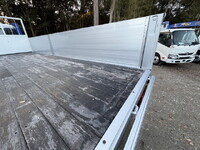 三菱ふそうファイターセルフクレーン4段増トン（6t・8t）[写真07]