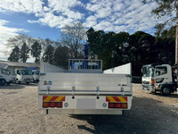 三菱ふそうファイターセルフクレーン4段増トン（6t・8t）[写真10]