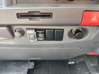 いすゞエルフアルミバン小型（2t・3t）[写真12]