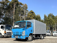 いすゞエルフアルミバン小型（2t・3t）[写真01]