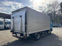 いすゞエルフアルミバン小型（2t・3t）[写真02]