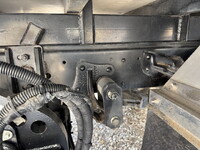 いすゞエルフアルミバン小型（2t・3t）[写真32]