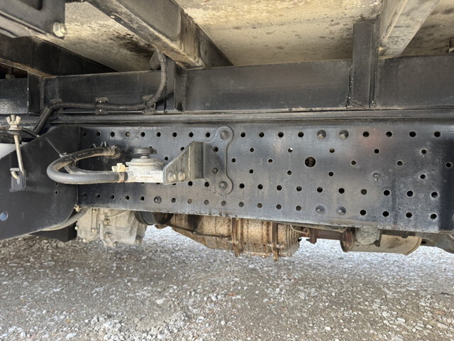 いすゞエルフアルミバン小型（2t・3t）[写真34]