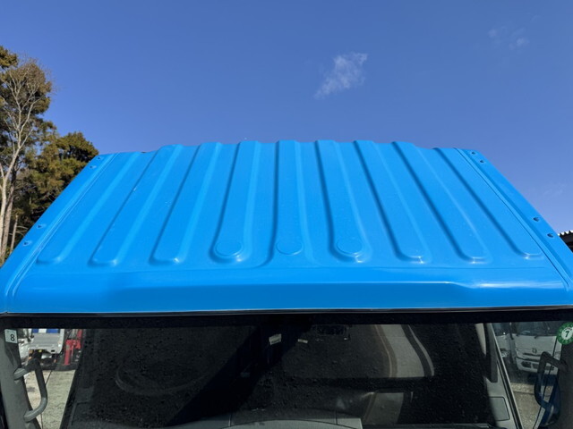 いすゞエルフアルミバン小型（2t・3t）[写真38]