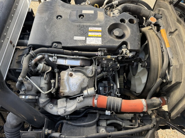 いすゞエルフアルミバン小型（2t・3t）[写真39]