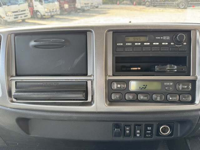 日野レンジャーコンテナ専用車中型（4t）[写真09]