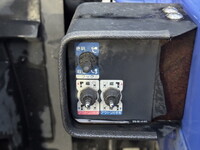 いすゞエルフクレーン4段小型（2t・3t）[写真11]