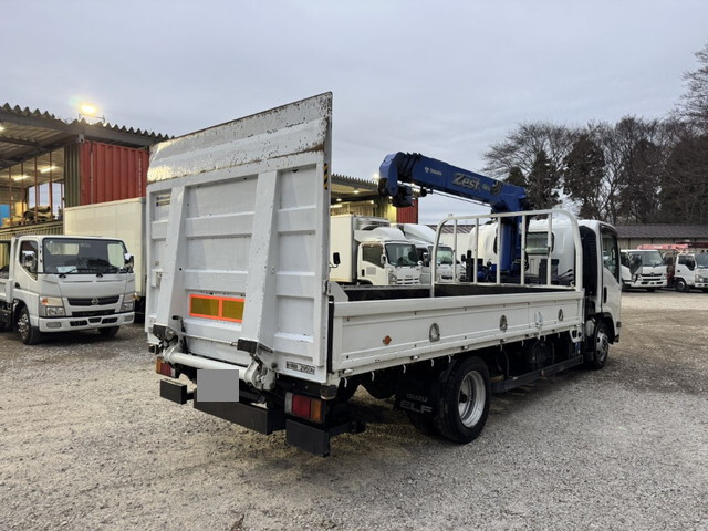 いすゞエルフクレーン4段小型（2t・3t）[写真02]