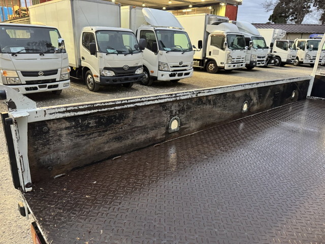 いすゞエルフクレーン4段小型（2t・3t）[写真27]