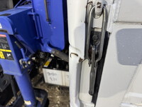 いすゞエルフクレーン4段小型（2t・3t）[写真35]